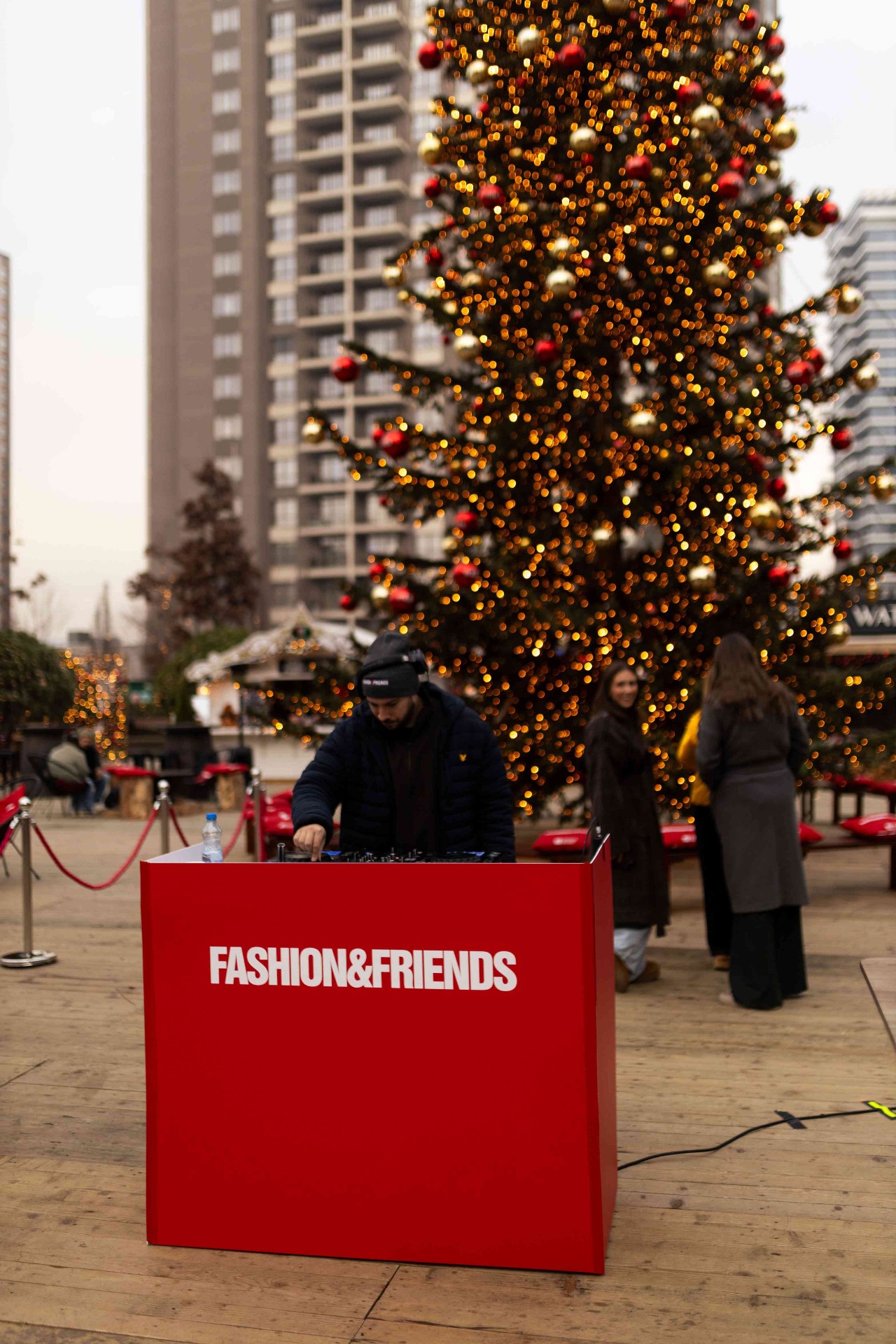 Fashion&Friends — 1